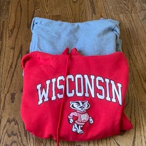Lot of 2 sweatshirts
